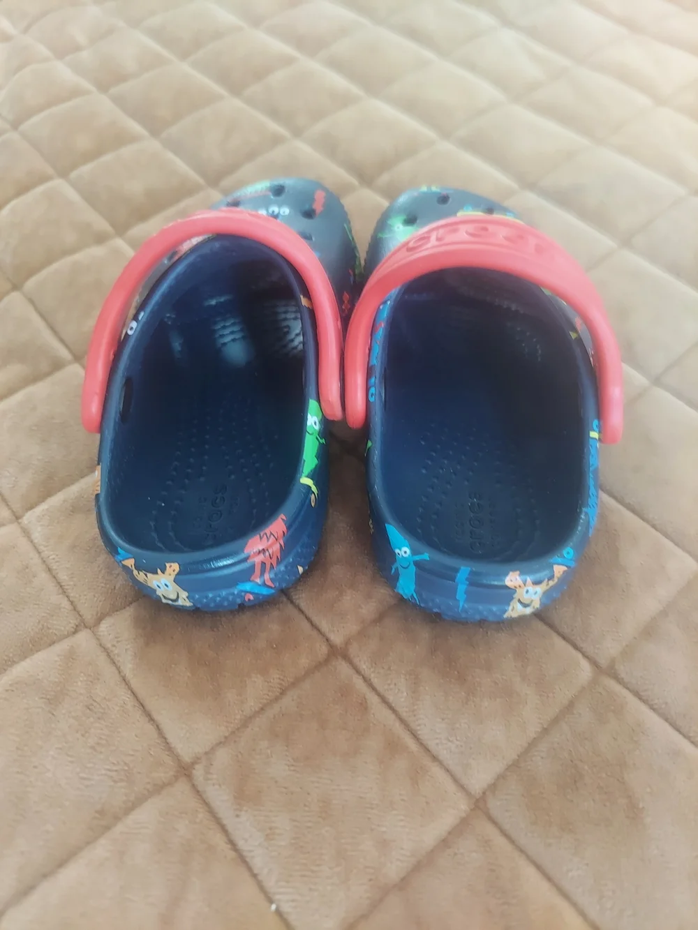 Crocs Kids' Navy Monster Skate Clogs with Red Strap Size C6 (Toddler 6)
